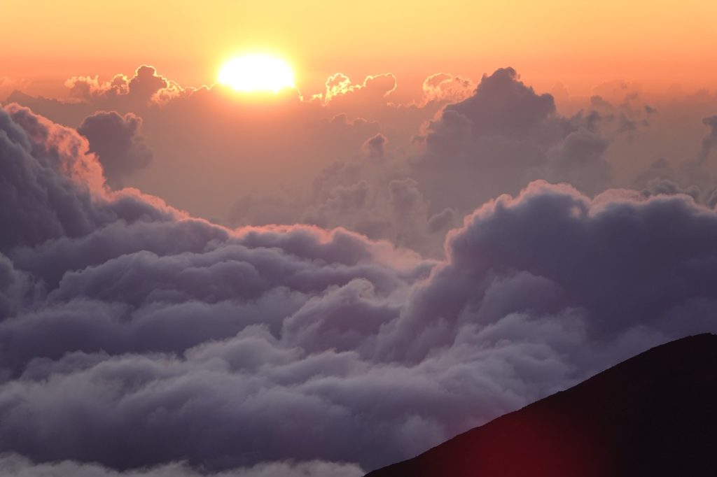 Haleakala Sunrise Clouds (DSC07744)