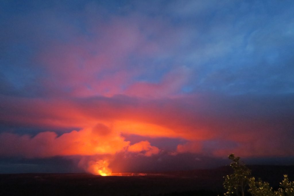 Volcano at Sunset (IMG_0364)